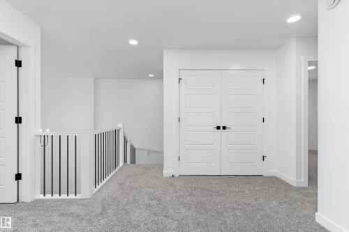 20704 43 Avenue, Edmonton, AB - Indoor Photo Showing Other Room
