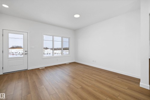4570 Warbler Loop, Edmonton, AB - Indoor Photo Showing Other Room