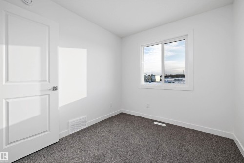 4570 Warbler Loop, Edmonton, AB - Indoor Photo Showing Other Room