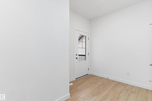 4015 208 Street, Edmonton, AB - Indoor Photo Showing Other Room