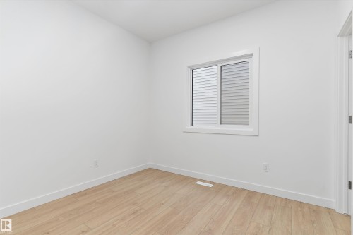 4015 208 Street, Edmonton, AB - Indoor Photo Showing Other Room