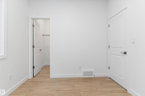 4015 208 Street, Edmonton, AB - Indoor Photo Showing Other Room
