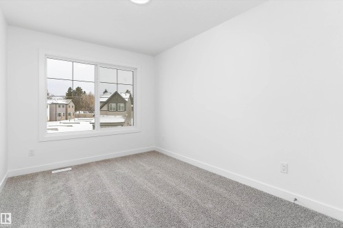 4015 208 Street, Edmonton, AB - Indoor Photo Showing Other Room