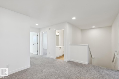19043 20 Avenue, Edmonton, AB - Indoor Photo Showing Other Room