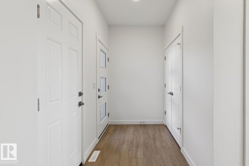 19043 20 Avenue, Edmonton, AB - Indoor Photo Showing Other Room