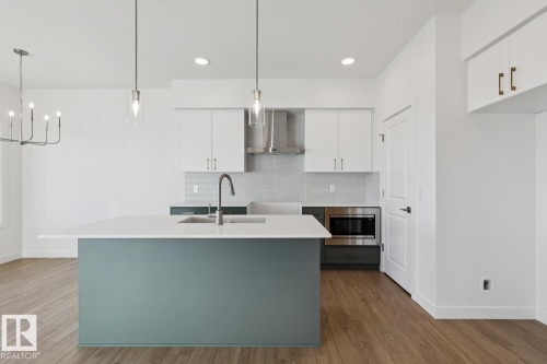 19043 20 Avenue, Edmonton, AB - Indoor Photo Showing Kitchen With Upgraded Kitchen