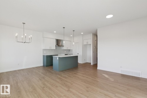 19043 20 Avenue, Edmonton, AB - Indoor Photo Showing Kitchen