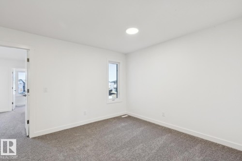 19043 20 Avenue, Edmonton, AB - Indoor Photo Showing Other Room