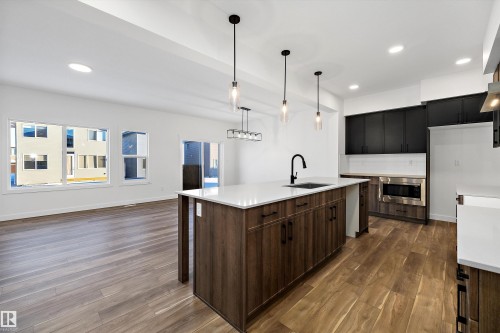 17325 6A Street, Edmonton, AB - Indoor Photo Showing Kitchen