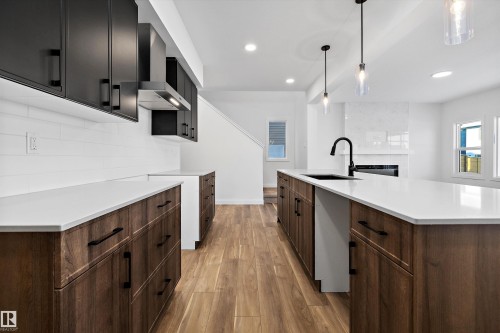 17325 6A Street, Edmonton, AB - Indoor Photo Showing Kitchen With Upgraded Kitchen