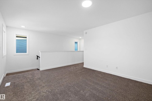17325 6A Street, Edmonton, AB - Indoor Photo Showing Other Room