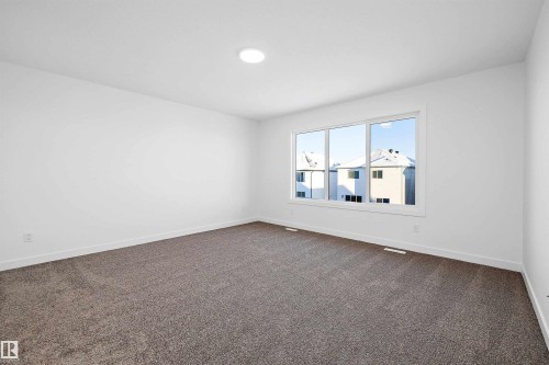 17325 6A Street, Edmonton, AB - Indoor Photo Showing Other Room