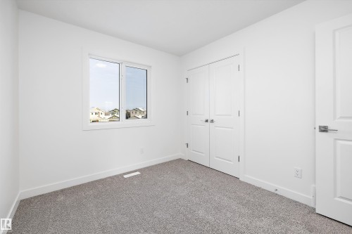 20608 42 Avenue, Edmonton, AB - Indoor Photo Showing Other Room