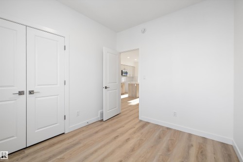 20608 42 Avenue, Edmonton, AB - Indoor Photo Showing Other Room