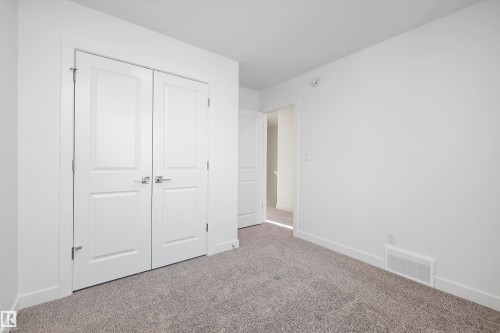 20608 42 Avenue, Edmonton, AB - Indoor Photo Showing Other Room