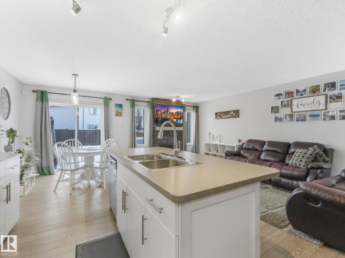 2003 Westerra Loop, Stony Plain, AB - Indoor