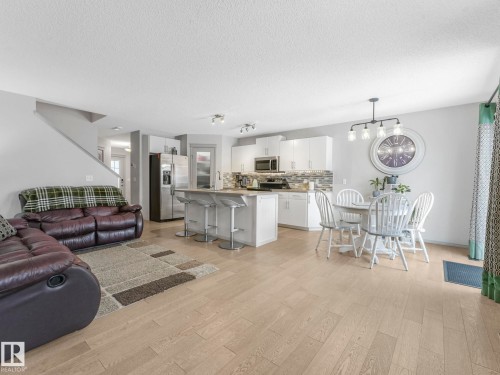 2003 Westerra Loop, Stony Plain, AB - Indoor