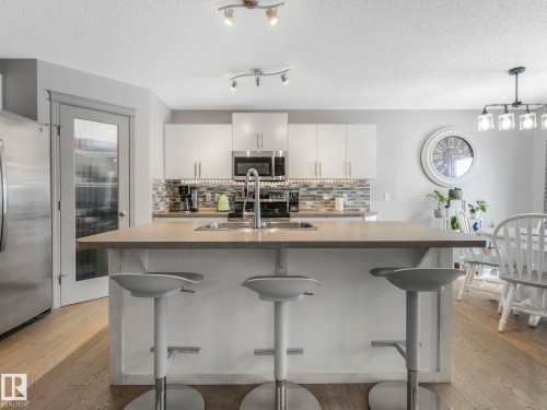 2003 Westerra Loop, Stony Plain, AB - Indoor Photo Showing Kitchen With Upgraded Kitchen