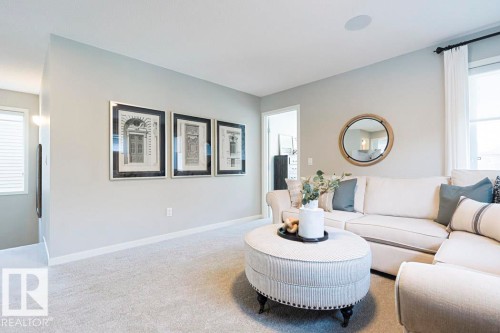 20 Emerald Way, Spruce Grove, AB - Indoor Photo Showing Living Room
