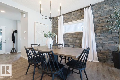 20 Emerald Way, Spruce Grove, AB - Indoor Photo Showing Dining Room