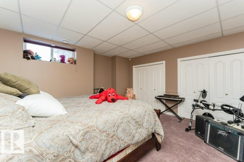 9610 167 Street Sw, Edmonton, AB - Indoor Photo Showing Bedroom