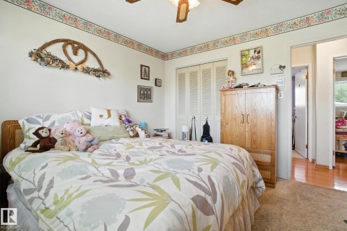 14936 81 Street Nw, Edmonton, AB - Indoor Photo Showing Bedroom