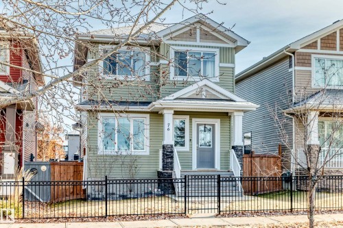 76 STRAWBERRY Lane  Leduc, AB T9E 8R6