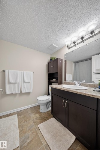 4216 Alexander Bay, Edmonton, AB - Indoor Photo Showing Bathroom