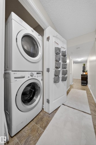 4216 Alexander Bay, Edmonton, AB - Indoor Photo Showing Laundry Room