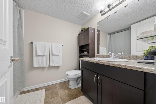 4216 Alexander Bay, Edmonton, AB - Indoor Photo Showing Bathroom