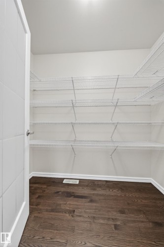 4216 Alexander Bay, Edmonton, AB - Indoor With Storage