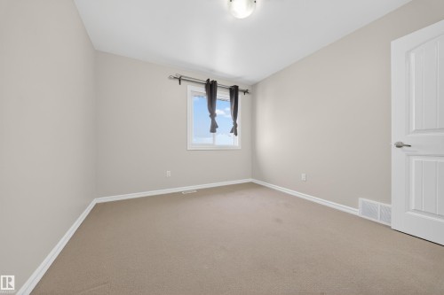 4216 Alexander Bay, Edmonton, AB - Indoor Photo Showing Other Room