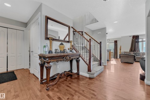 7939 2 Avenue, Edmonton, AB - Indoor Photo Showing Other Room