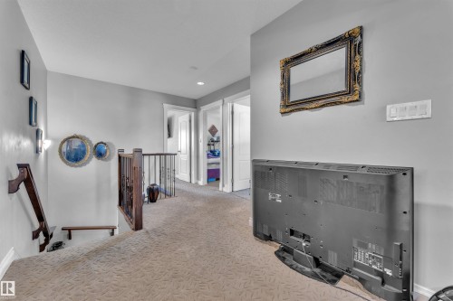 7939 2 Avenue, Edmonton, AB - Indoor Photo Showing Other Room