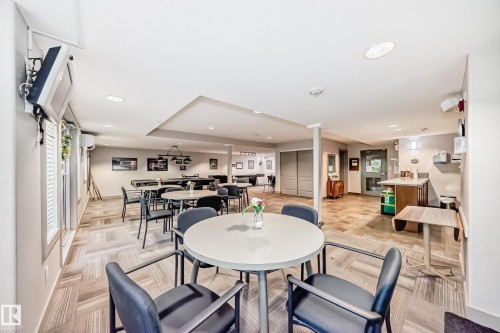 125 278 Suder Greens Drive, Edmonton, AB - Indoor