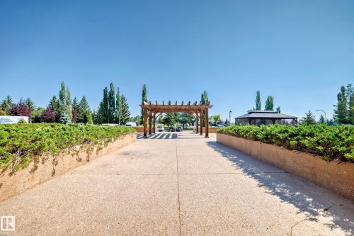 125 278 Suder Greens Drive, Edmonton, AB - Outdoor