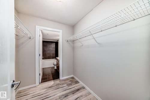 278 Suder Greens Drive, Edmonton, AB - Indoor With Storage