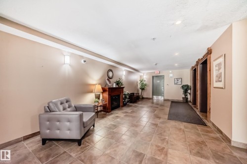 278 Suder Greens Drive, Edmonton, AB - Indoor