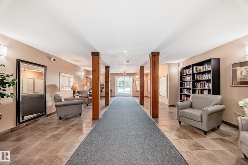 278 Suder Greens Drive, Edmonton, AB - Indoor Photo Showing Other Room