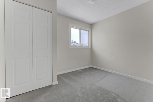5A Twin Terrace, Edmonton, AB - Indoor Photo Showing Other Room