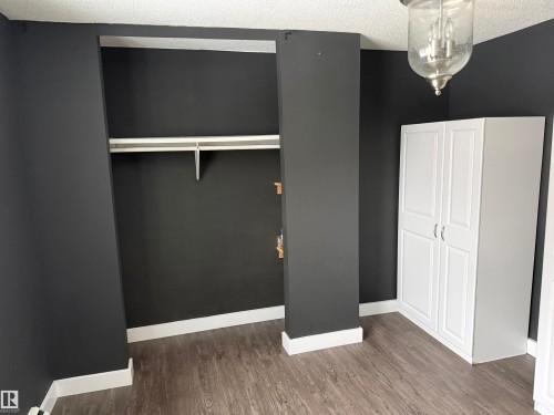 301 10606 123 Street, Edmonton, AB - Indoor Photo Showing Other Room