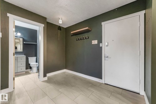 301 10606 123 Street, Edmonton, AB - Indoor Photo Showing Other Room
