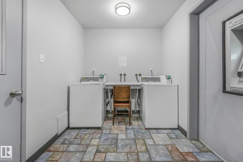 301 10606 123 Street, Edmonton, AB - Indoor Photo Showing Laundry Room