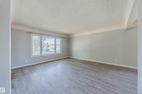 11715 139 Street, Edmonton, AB - Indoor Photo Showing Other Room
