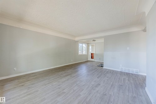11715 139 Street, Edmonton, AB - Indoor Photo Showing Other Room