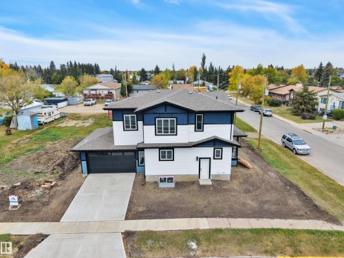 5001 51 Avenue, Calmar, AB - Outdoor