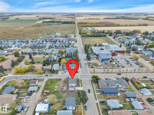 5001 51 Avenue, Calmar, AB - Outdoor With View