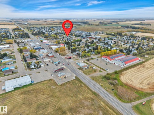 5001 51 Avenue, Calmar, AB - Outdoor With View