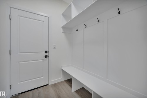 5001 51 Avenue, Calmar, AB - Indoor Photo Showing Other Room