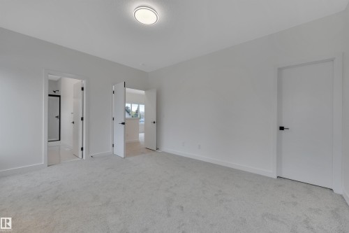 5001 51 Avenue, Calmar, AB - Indoor Photo Showing Other Room